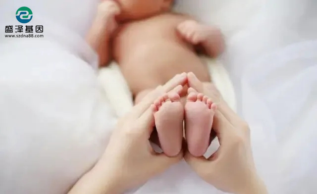 公婆要求做親子鑒定，剛生完孩子的兒媳嚎啕大哭