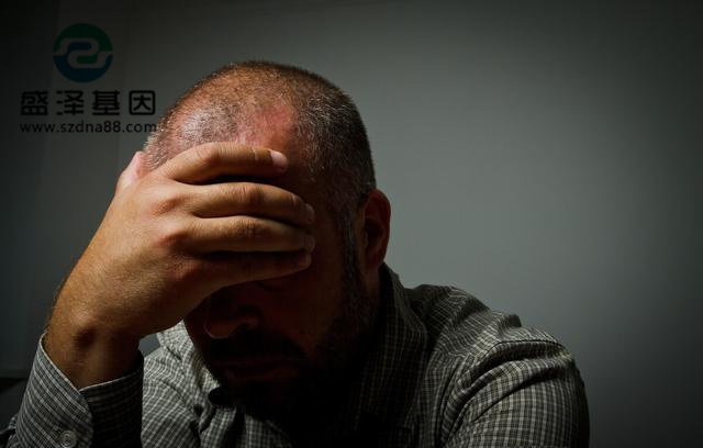 懷疑兒子不是親生，丈夫要做兩次親子鑒定，妻子為啥不同意？