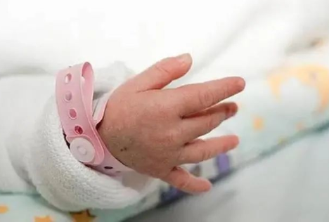 給親生孩子上戶(hù)口，為何還要去司法鑒定中心做親子鑒定出生證？